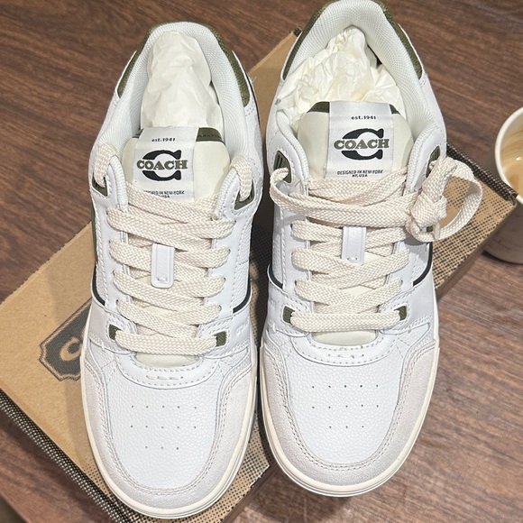 Coach Women’s Soho Sneaker in Olive/Optic White - Size 7 - Picture 6 of 14